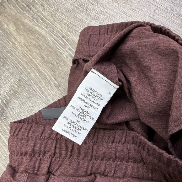 Vuori Women's Performance Jogger VW303 Ruby Heather L Large Long Dream Knit NWT - Picture 8 of 11